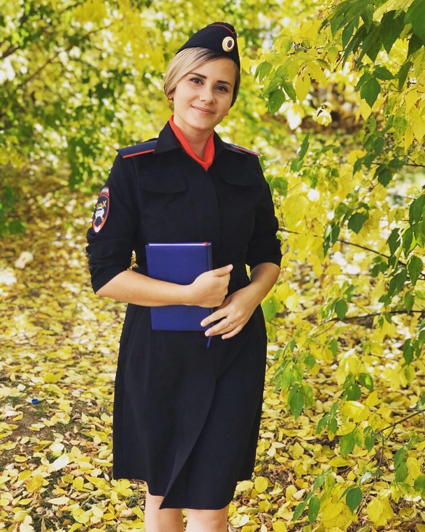 Платье сотрудника полиции с коротким рукавом